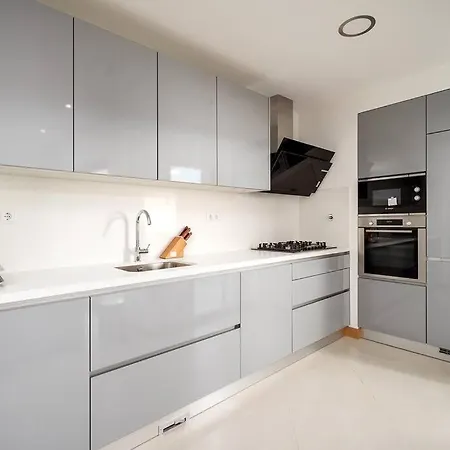 New 2 Bedroom Built 2020 *