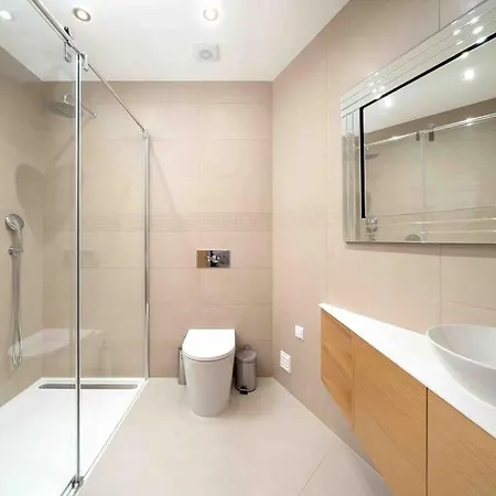 New 2 Bedroom Built 2020 Appartamento Lagos